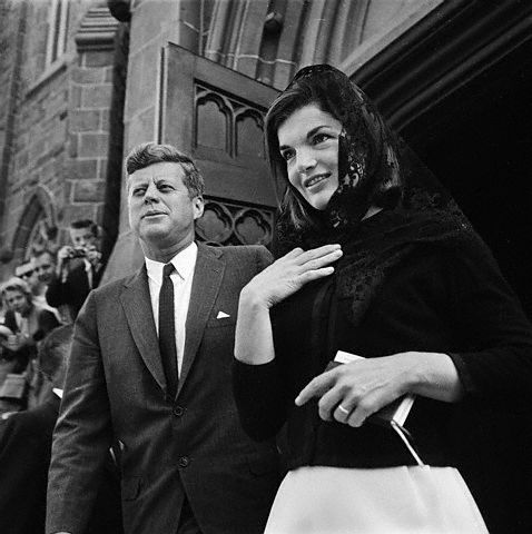 JFK dating Jackie